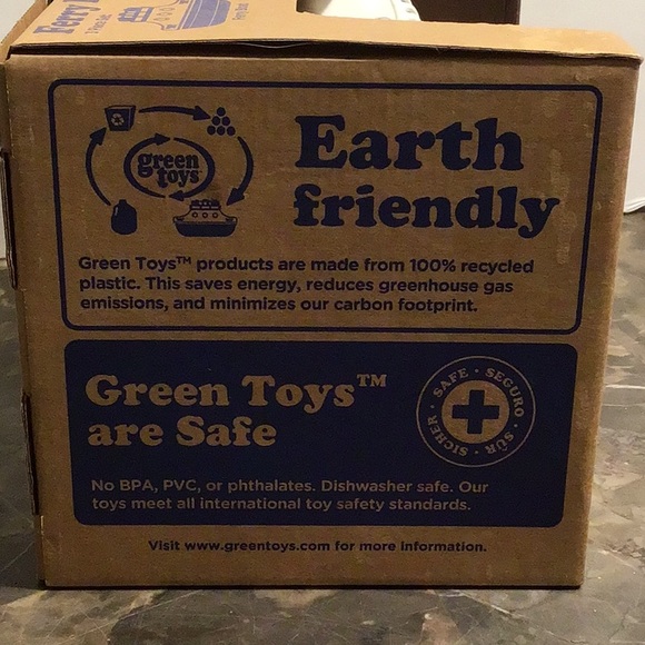 Green Toys Ferry Boat ( New in Box) - Picture 3 of 9